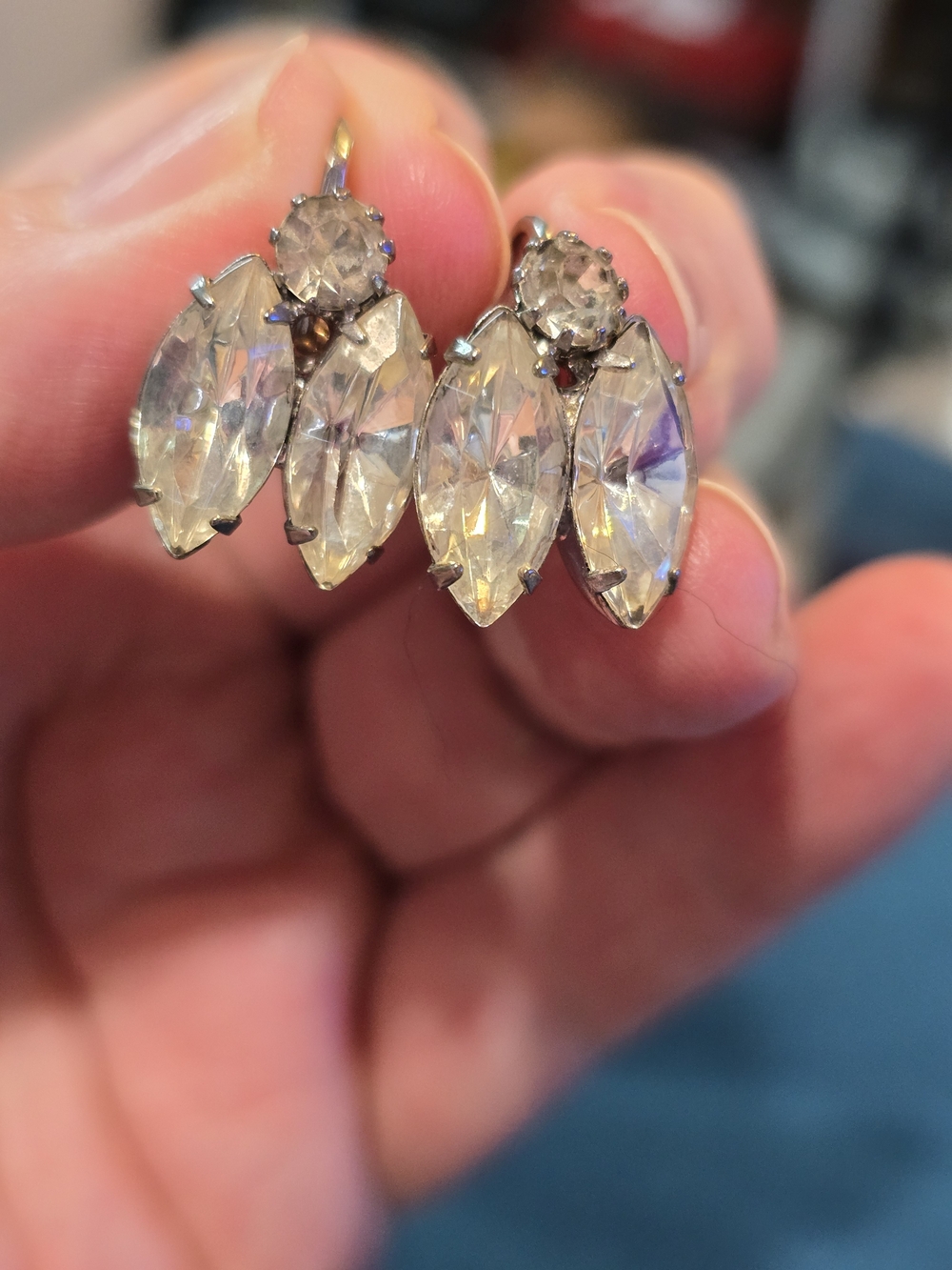 Vintage Clip On Crystal Marquise Drop Earrings - Clear Jewelry - Picture 2 of 3